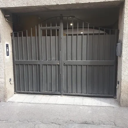 Apartment Casa N 2 Con Parcheggio Privato E Colonnina Ricarica Livorno